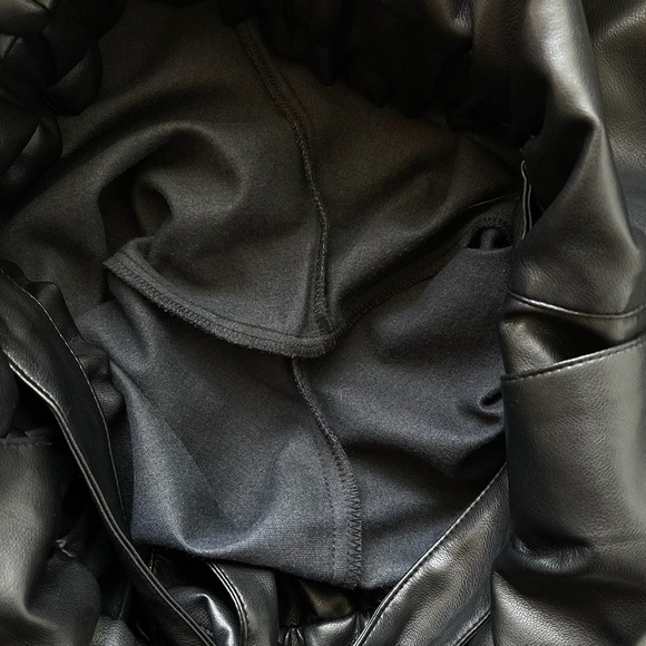 Avec Les Filles Faux Leather Paperbag Pants Belted Black Cropped M EUC - Picture 6 of 7